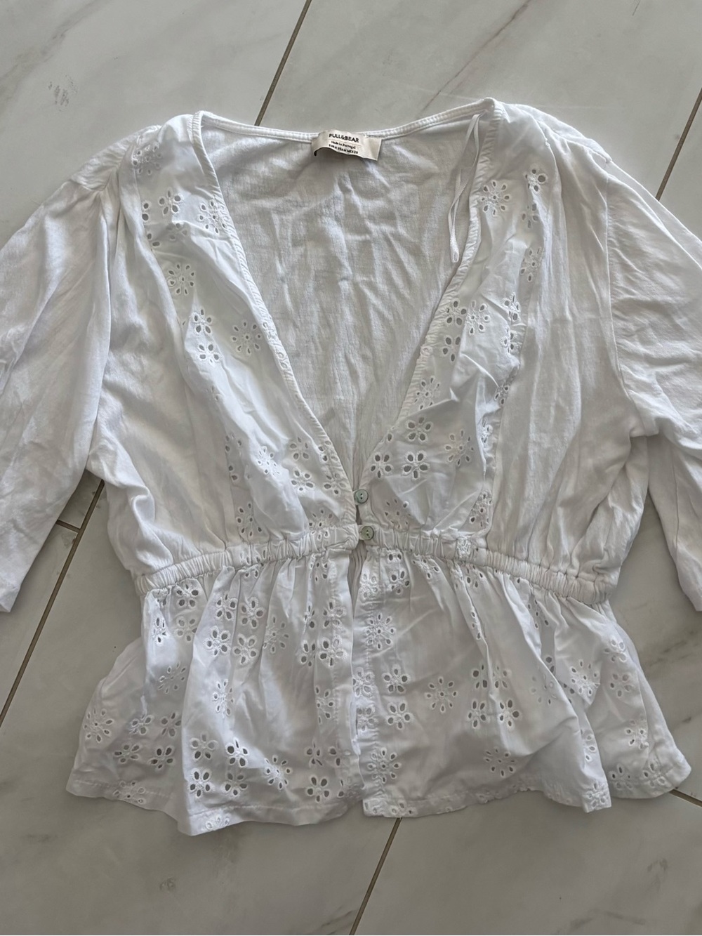 Pull&Bear White Eyelet Peplum Button-Front Top